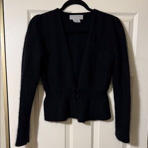 Ellen ASHLEY Black Lambswool & Angora
Sweater | 80s Modern Vneck...Medium